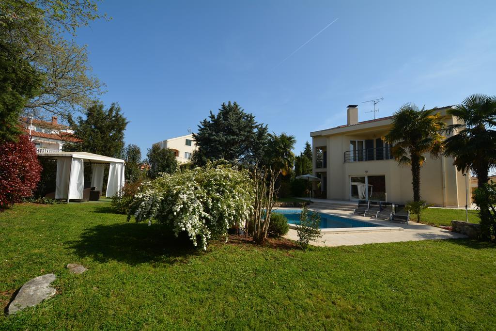 Apartments Gala Poreč Exterior foto