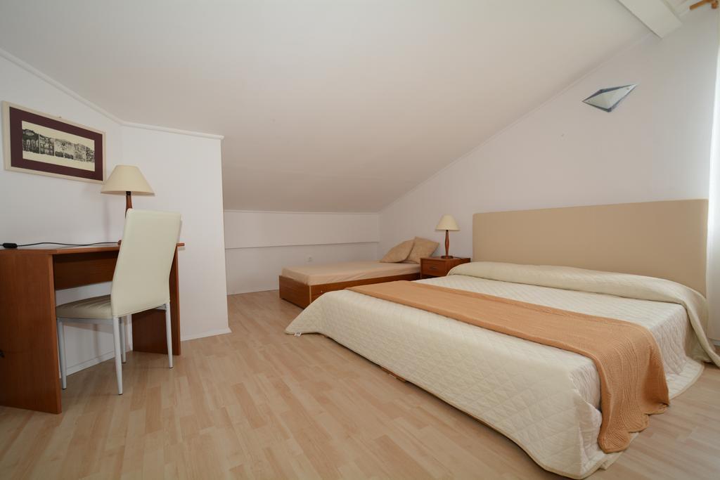 Apartments Gala Poreč Zimmer foto
